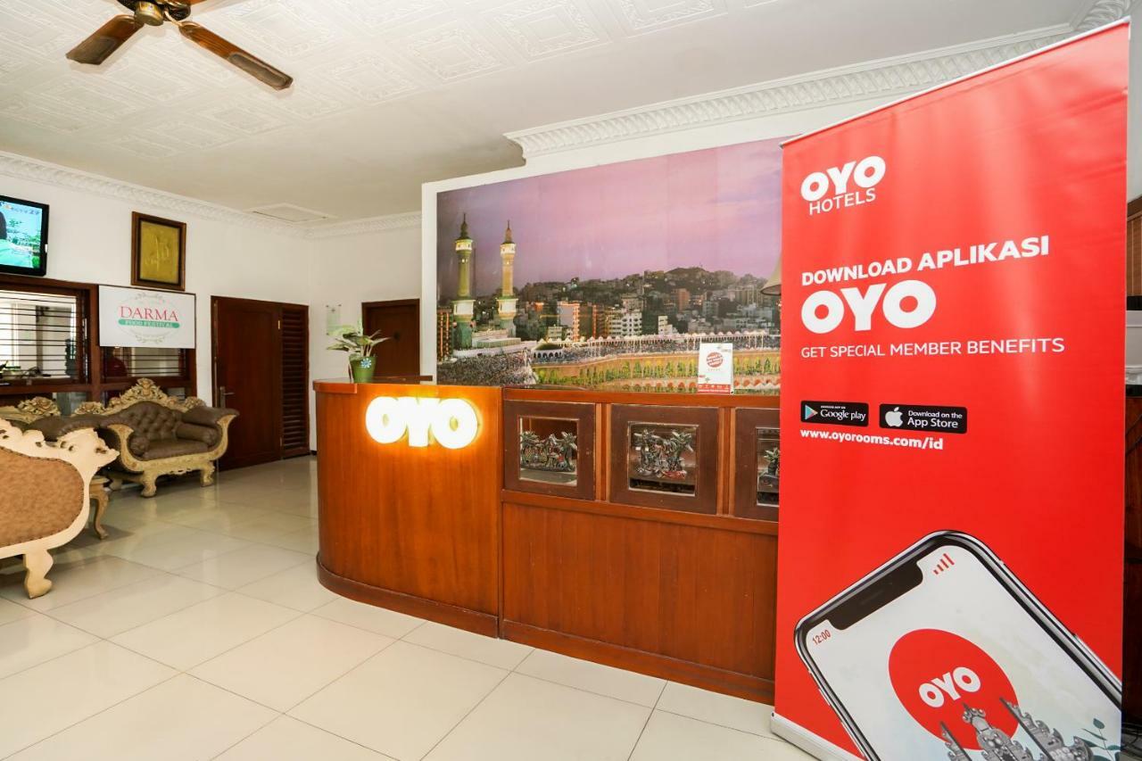 Oyo 969 Penginapan Darma I スラバヤ エクステリア 写真