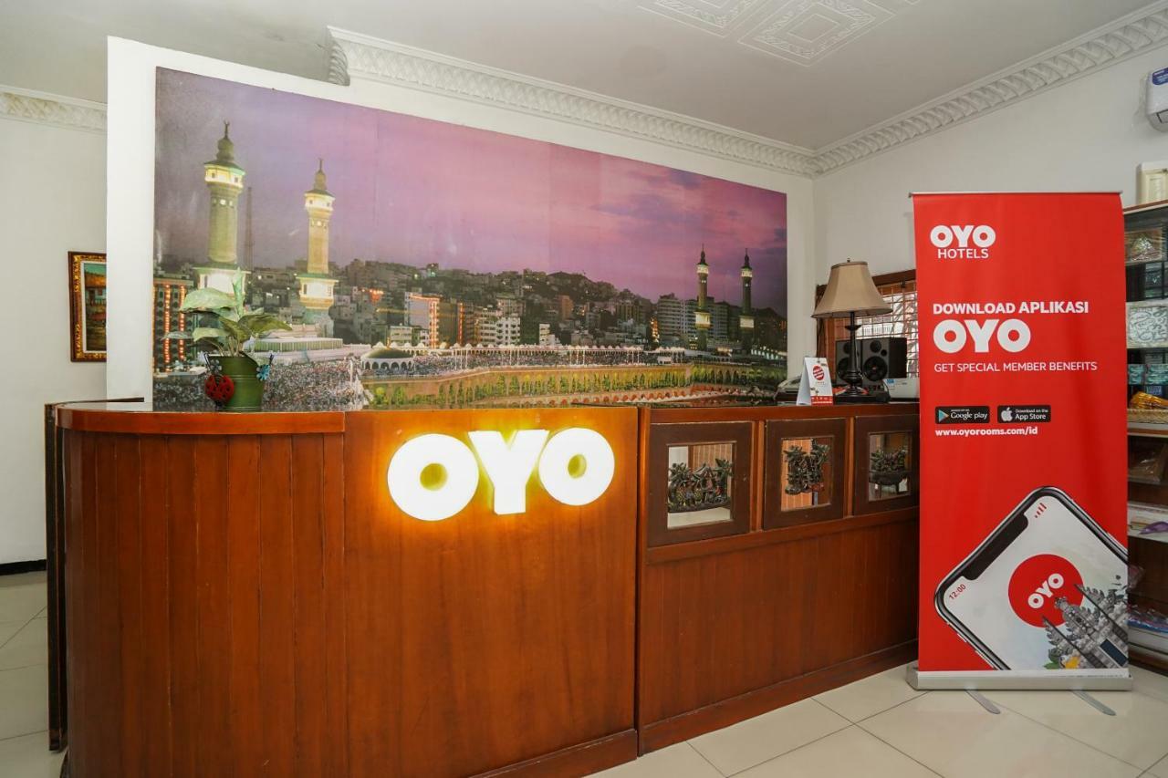 Oyo 969 Penginapan Darma I スラバヤ エクステリア 写真