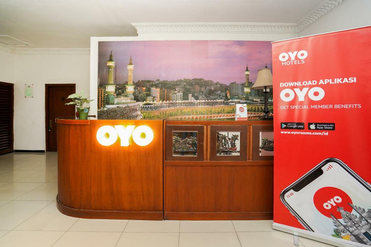 Oyo 969 Penginapan Darma I スラバヤ エクステリア 写真