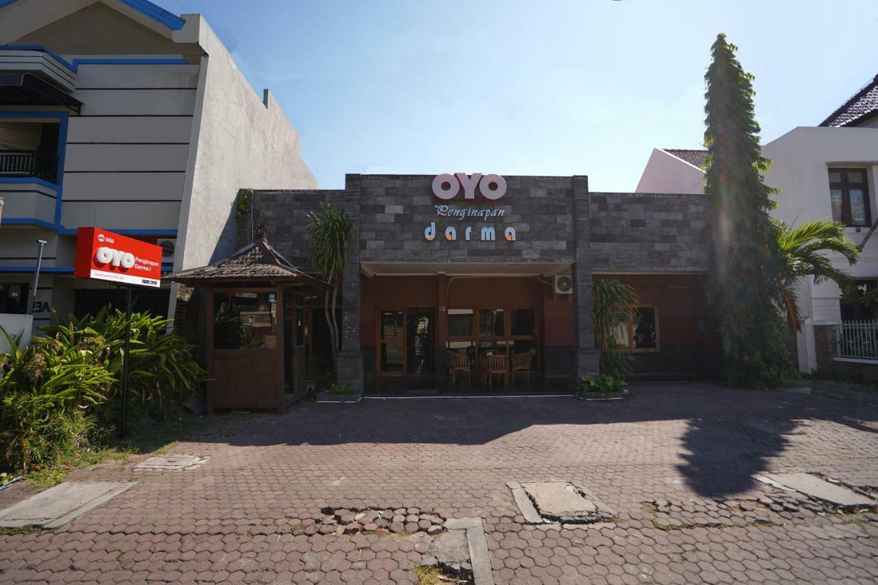 Oyo 969 Penginapan Darma I スラバヤ エクステリア 写真